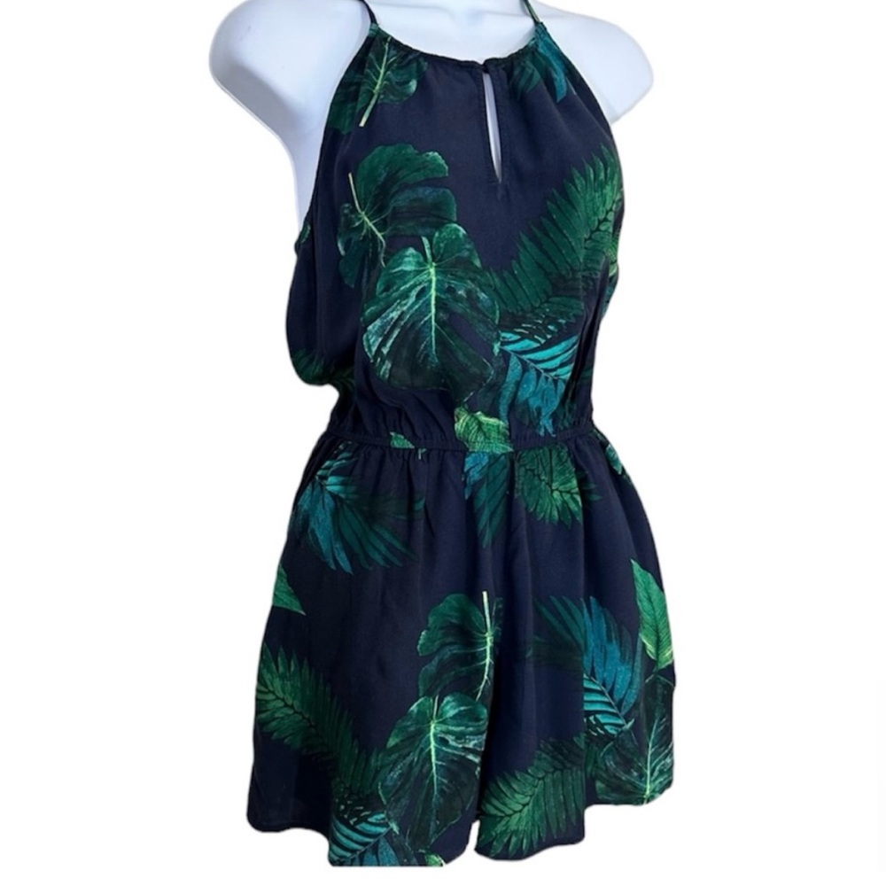 Old Navy Romper w/ pockets